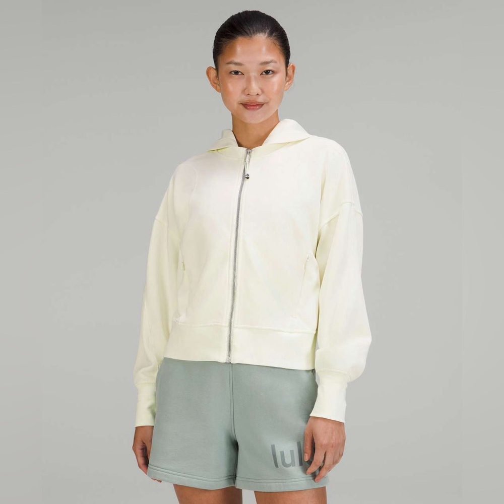 Lululemon•Softstreme Pocketed Hoodie•Lemon Sorbet (off white)•UNWORN NWOT•Sz 6